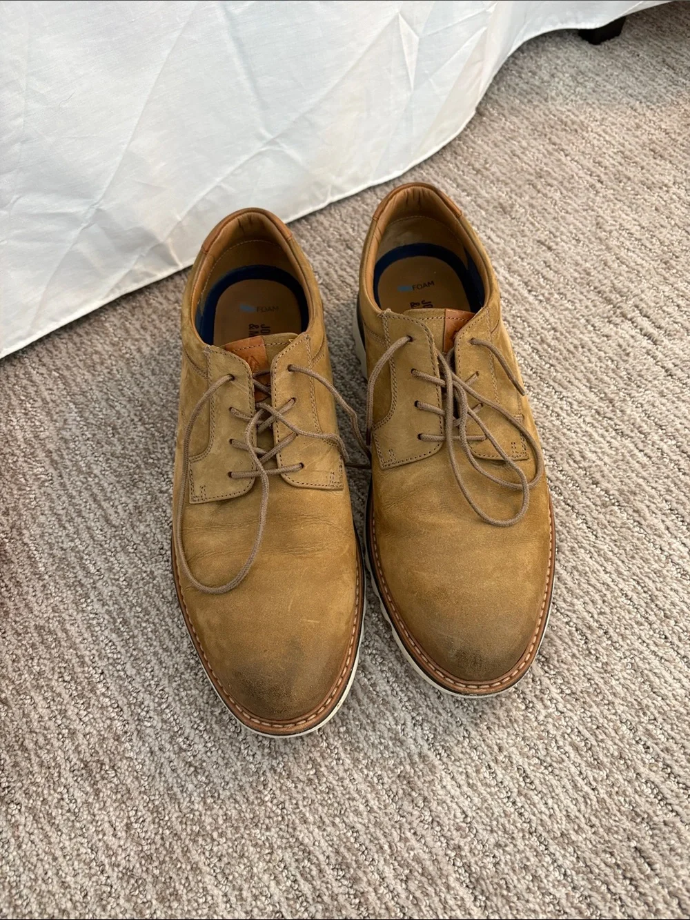 Johnston & Murphy Braydon Plain Toe Show with Leather Trim